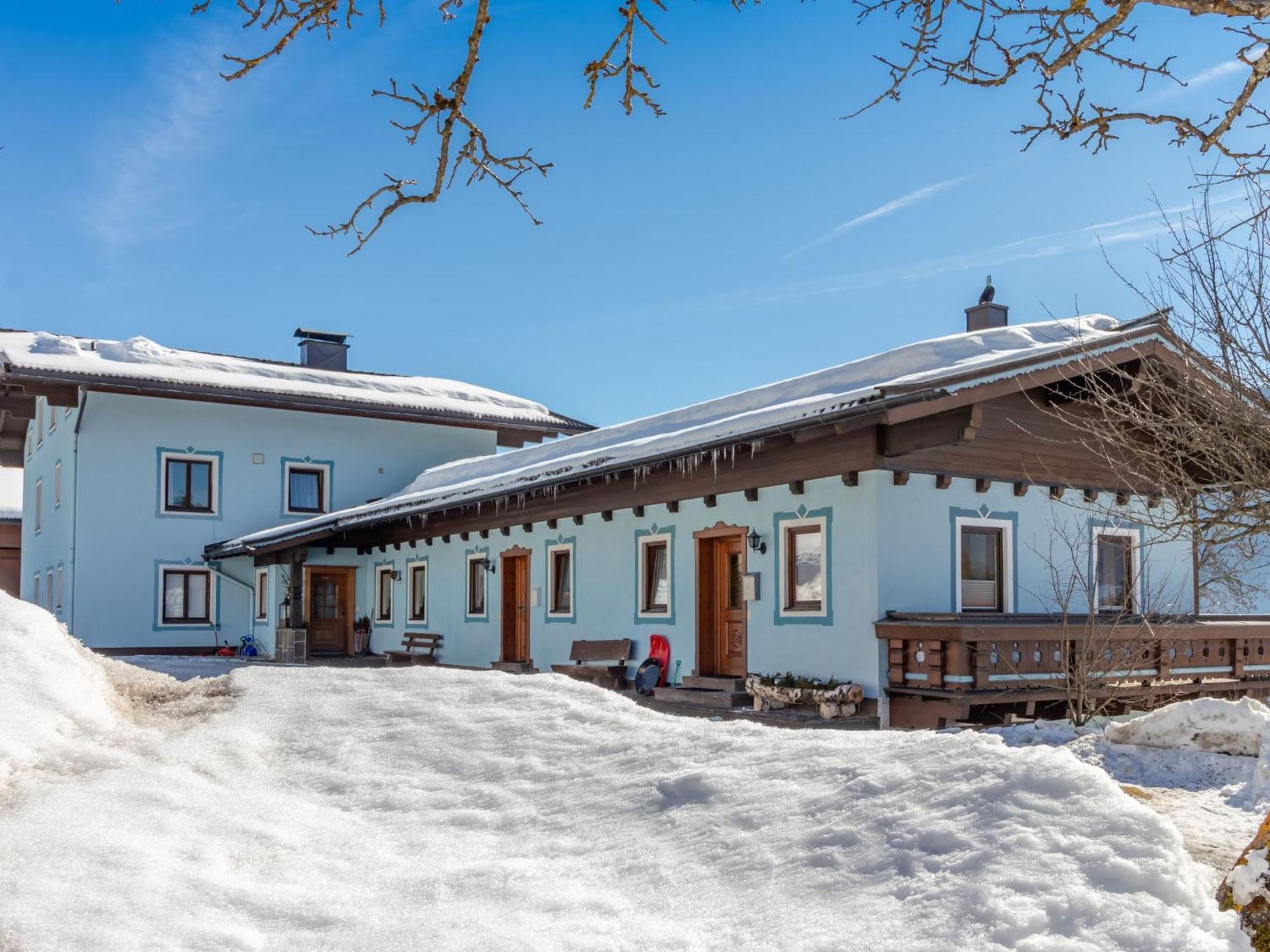 Spacious Apartment With Close To Skiing Points Митерзил Екстериор снимка